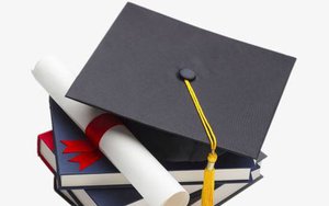 Công nhận tốt nghiệp cho học sinh khi chưa đủ điều kiện bị phạt tới 30 triệu đồng