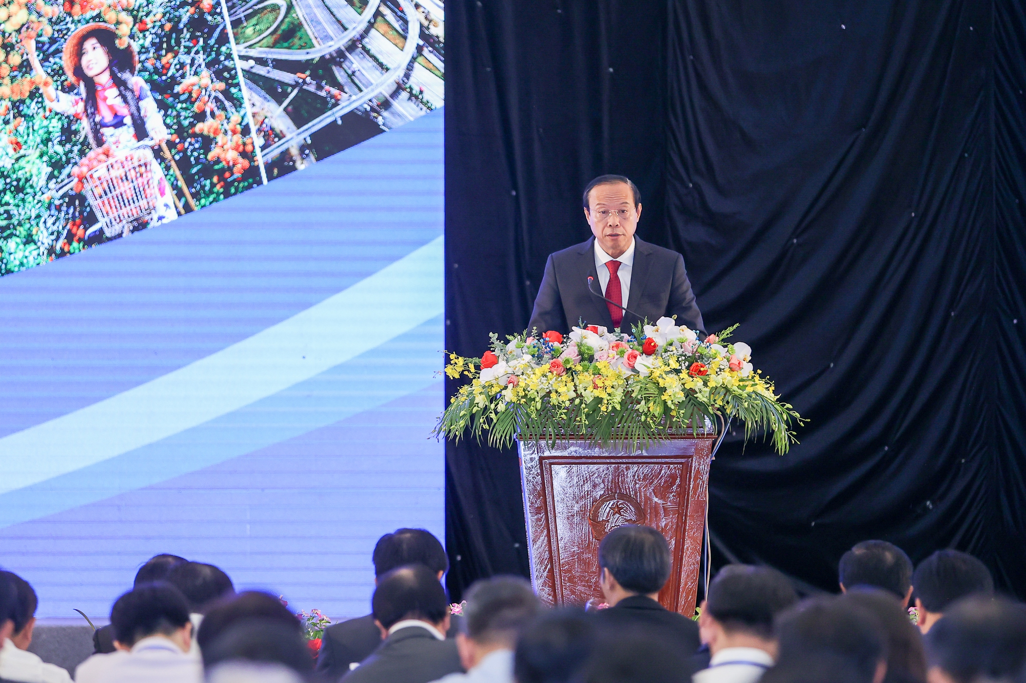 Thủ tướng định hướng 'tư duy mới, đột phá mới, giá trị mới' phát triển Đông Nam Bộ - Ảnh 5.