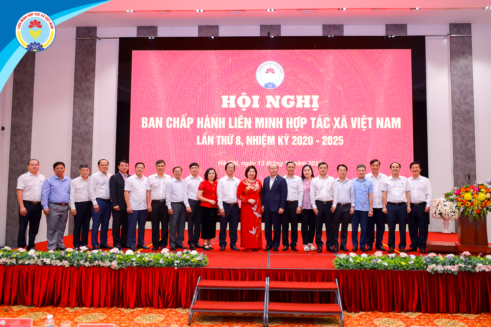 Tân Bí thư Đảng đoàn được bầu giữ chức Chủ tịch Liên minh HTX Việt Nam - Ảnh 5.