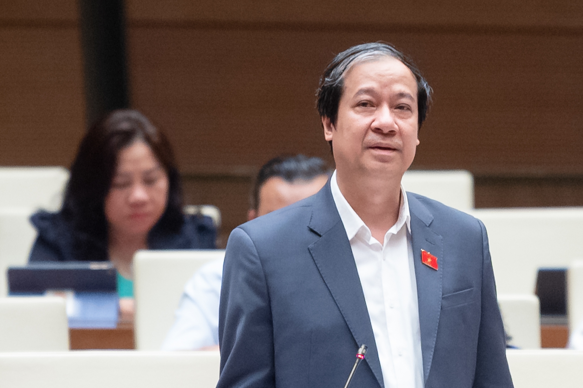 nguyenkimson-16988151123801378501427.jpg