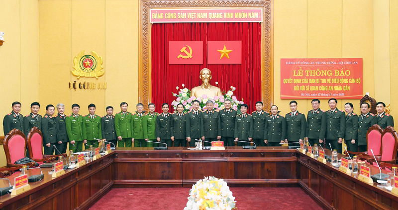 Ban Bí thư điều động Thiếu tướng Vũ Hồng Văn đến công tác tại Cơ quan Ủy ban Kiểm tra Trung ương- Ảnh 5.