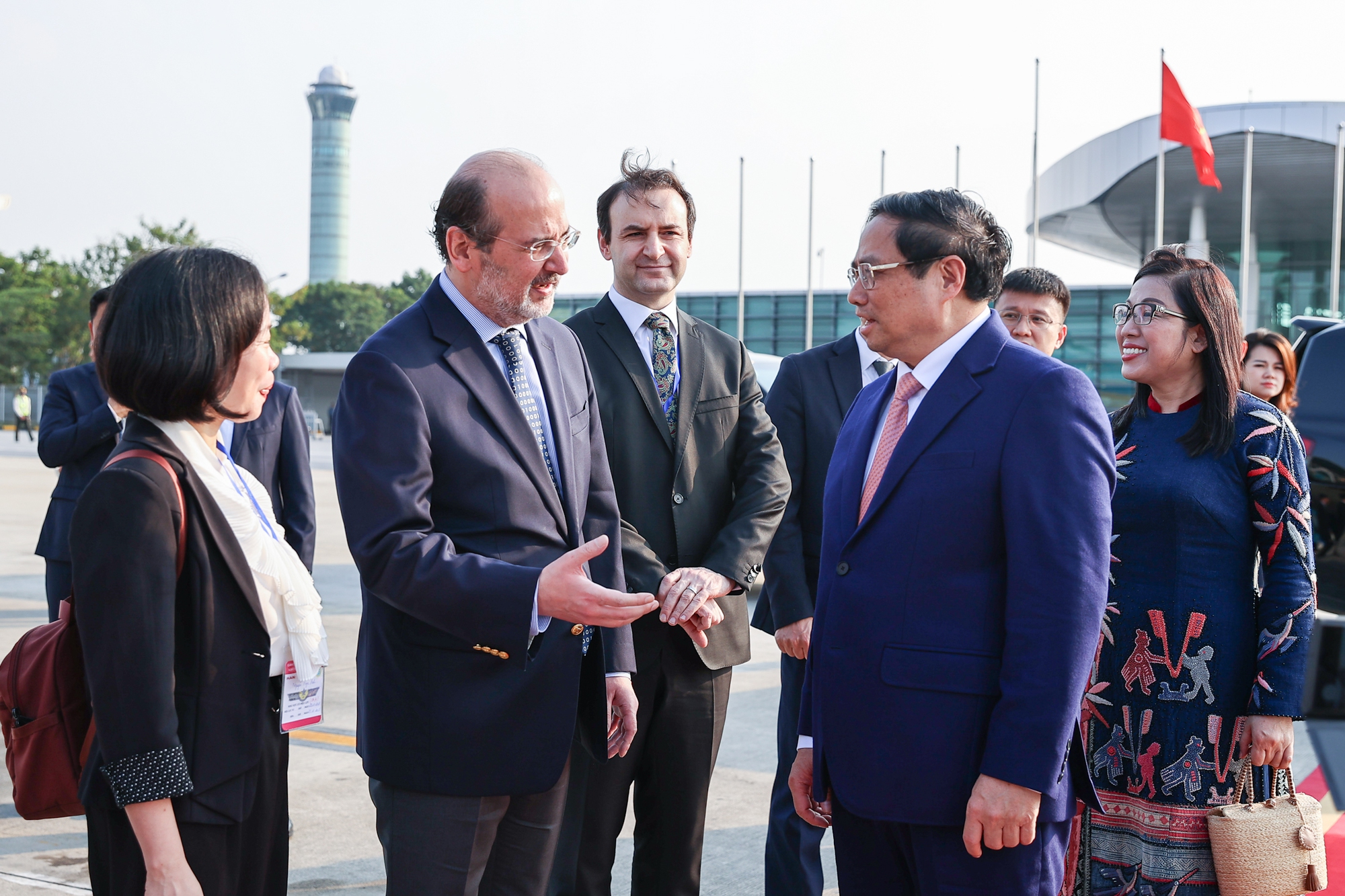 Thủ tướng dự Hội nghị COP 28 và thăm chính thức Thổ Nhĩ Kỳ- Ảnh 3.