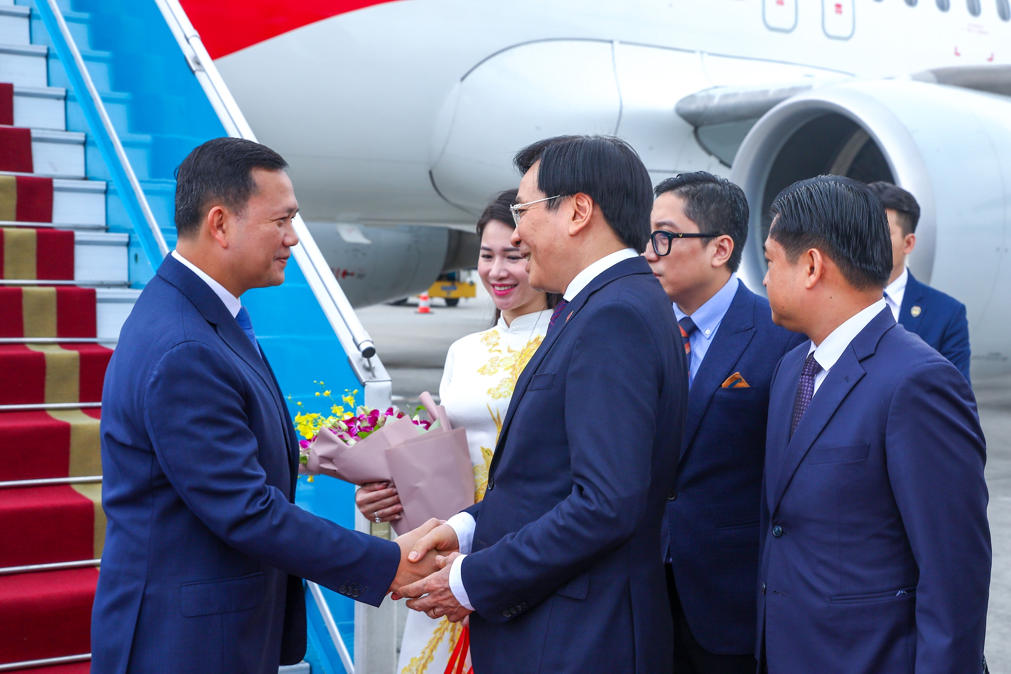 Thủ tướng Phạm Minh Chính chủ trì lễ đón và hội đàm với Thủ tướng Campuchia- Ảnh 10.