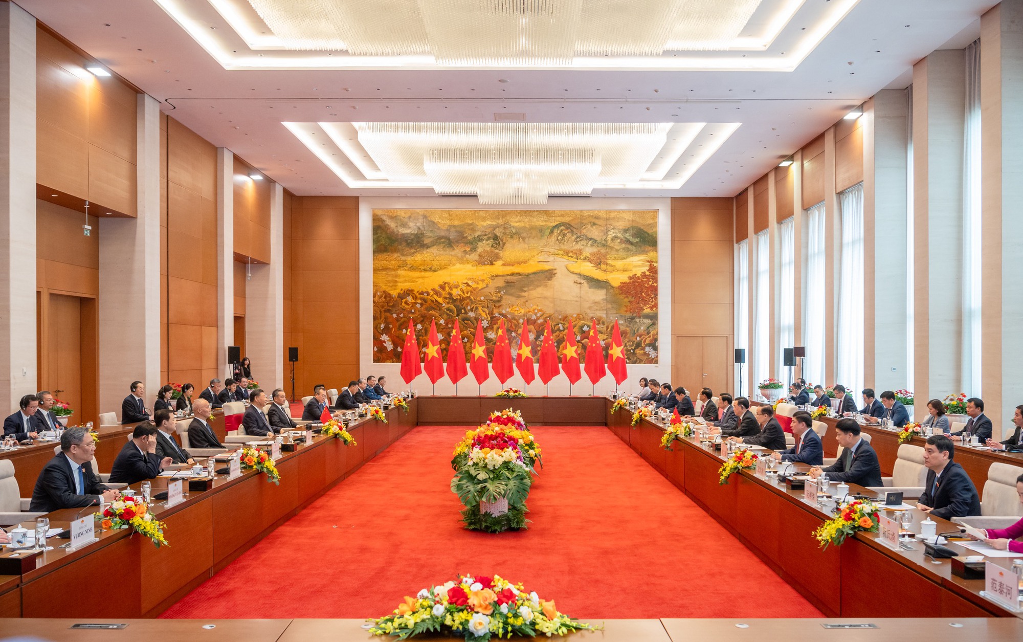 Chủ tịch Quốc hội Vương Đình Huệ hội kiến Tổng Bí thư, Chủ tịch nước Trung Quốc Tập Cận Bình- Ảnh 3.