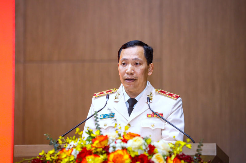 Công bố quyết định của Chủ tịch nước thăng cấp bậc hàm 2 Trung tướng Công an nhân dân- Ảnh 3.