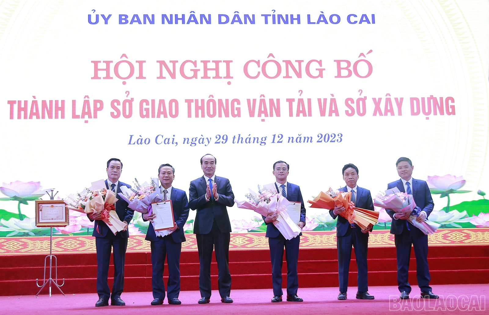 Lào Cai thành lập Sở Giao thông vận tải và Sở Xây dựng, bổ nhiệm lãnh đạo 2 Sở- Ảnh 1.
