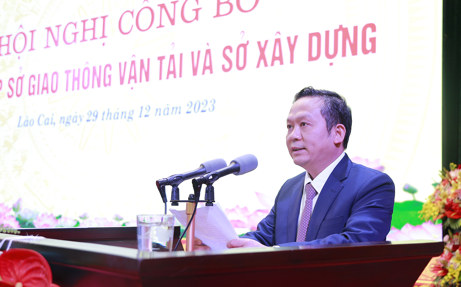 Lào Cai thành lập Sở Giao thông vận tải và Sở Xây dựng, bổ nhiệm lãnh đạo 2 Sở- Ảnh 4.
