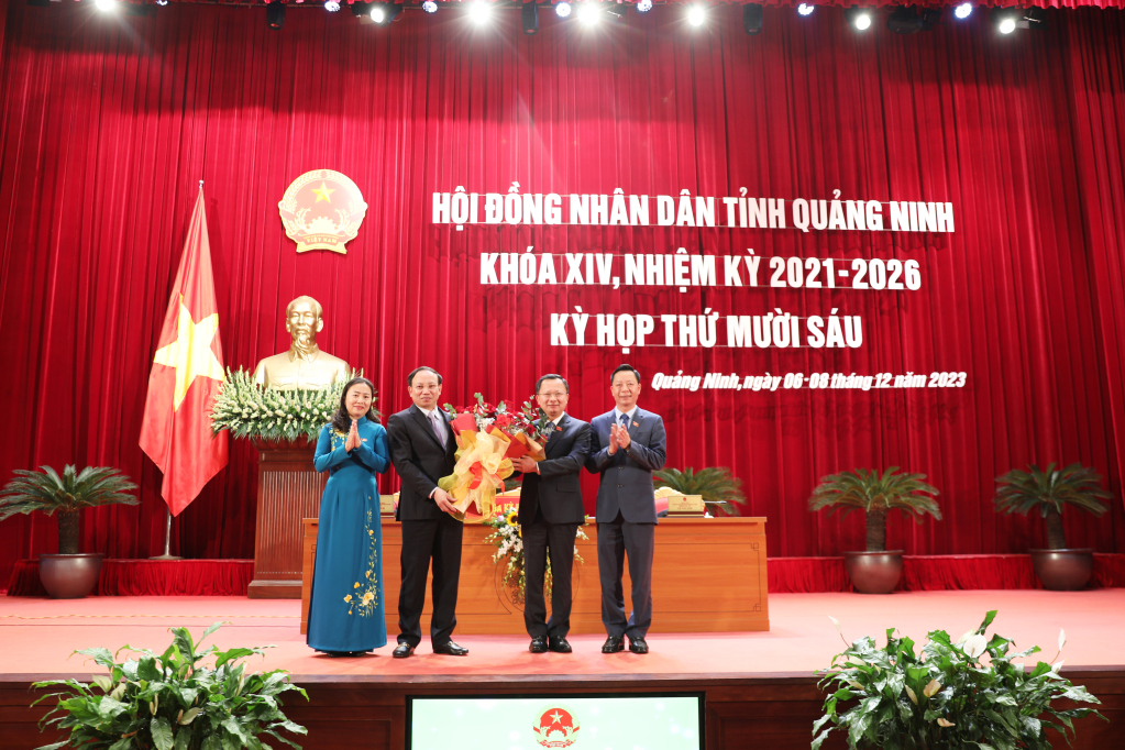 Quảng Ninh có tân Chủ tịch UBND tỉnh- Ảnh 4.