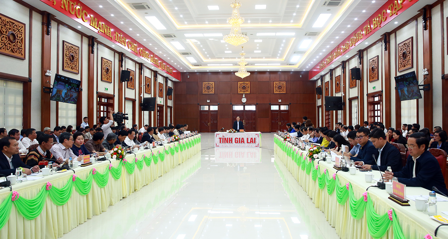 Phó Thủ tướng Trần Lưu Quang đốc tiến độ triển khai thực hiện các chương trình mục tiêu quốc gia - Ảnh 1.