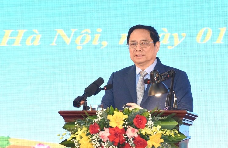 Thủ tướng giao Bộ Nội vụ nghiên cứu hoàn thiện các nội dung cải cách chính sách tiền lương và phụ cấp mới - Ảnh 1.