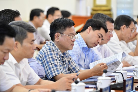 Chủ tịch UBND TPHCM Phan Văn Mãi: Không để một vấn đề mà văn bản “chạy ra chạy vào” nhiều lần - Ảnh 5.