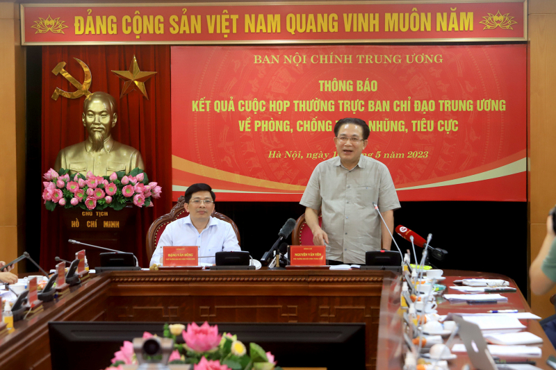 Vì sao Ban Chỉ đạo Trung ương thống nhất quyết định lùi thời hạn kết thúc điều tra vụ Việt Á? - Ảnh 4.