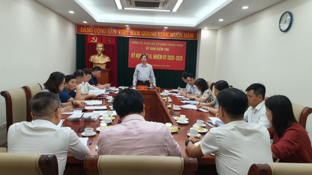 Ủy ban Kiểm tra Đảng ủy Khối các cơ quan Trung ương kỷ luật cách chức cán bộ - Ảnh 1.