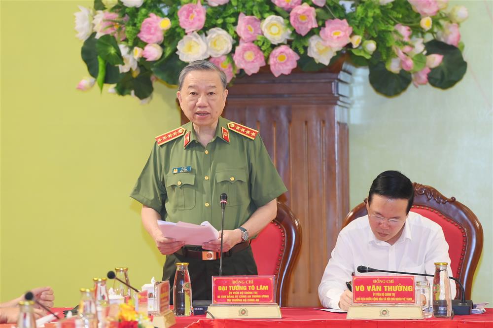 Tổng Bí thư Nguyễn Phú Trọng: Đảng ủy Công an Trung ương khẩn trương tập trung lãnh đạo, chỉ đạo hoàn thành 8 nhiệm vụ cần làm ngay - Ảnh 9.