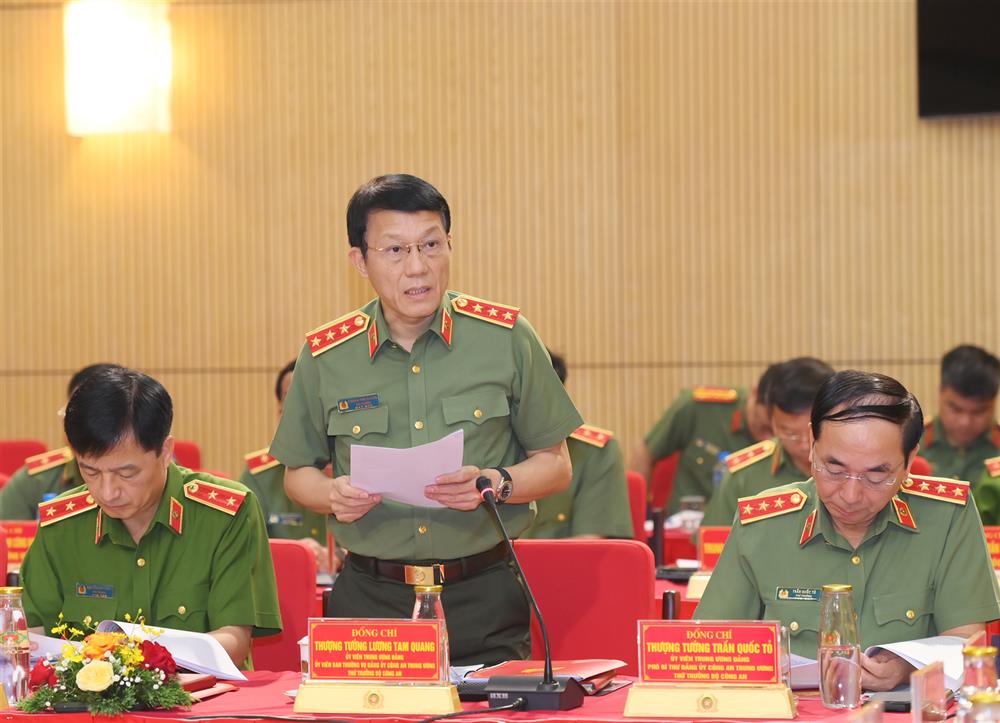 Tổng Bí thư Nguyễn Phú Trọng: Đảng ủy Công an Trung ương khẩn trương tập trung lãnh đạo, chỉ đạo hoàn thành 8 nhiệm vụ cần làm ngay - Ảnh 5.