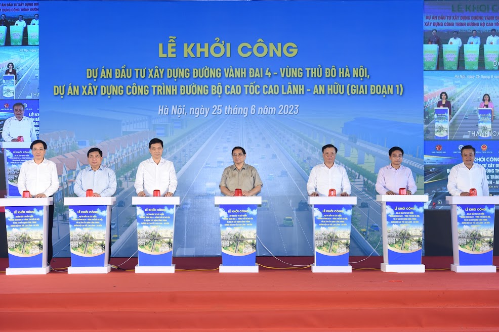 Thủ tướng phát lệnh khởi công xây dựng đường Vành đai 4 - Vùng Thủ đô Hà Nội - Ảnh 2.