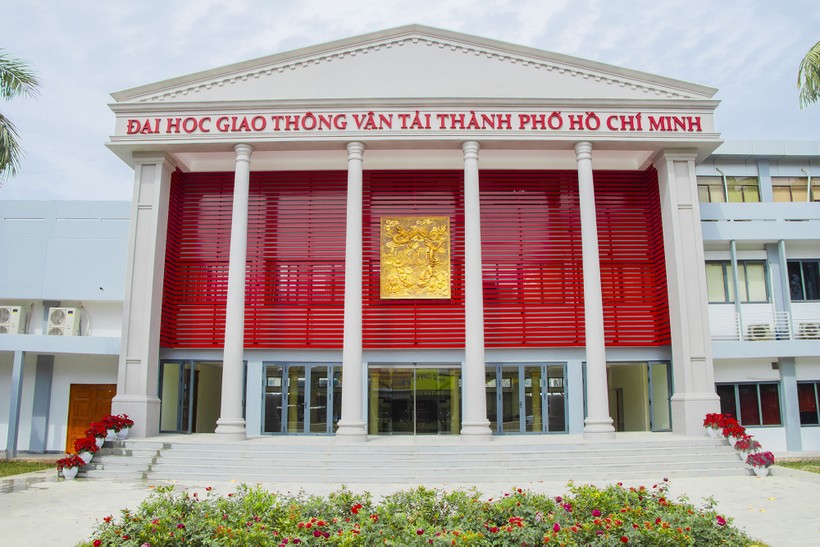 Thông tin liên hệ và tư vấn tuyển sinh