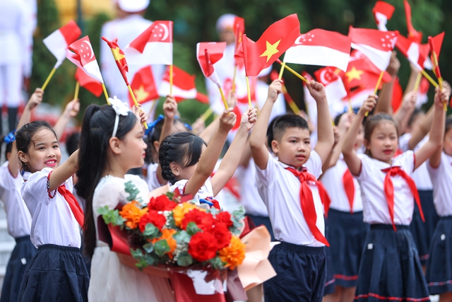 Thủ tướng Phạm Minh Chính chủ trì lễ đón Thủ tướng Singapore Lý Hiển Long - Ảnh 7.