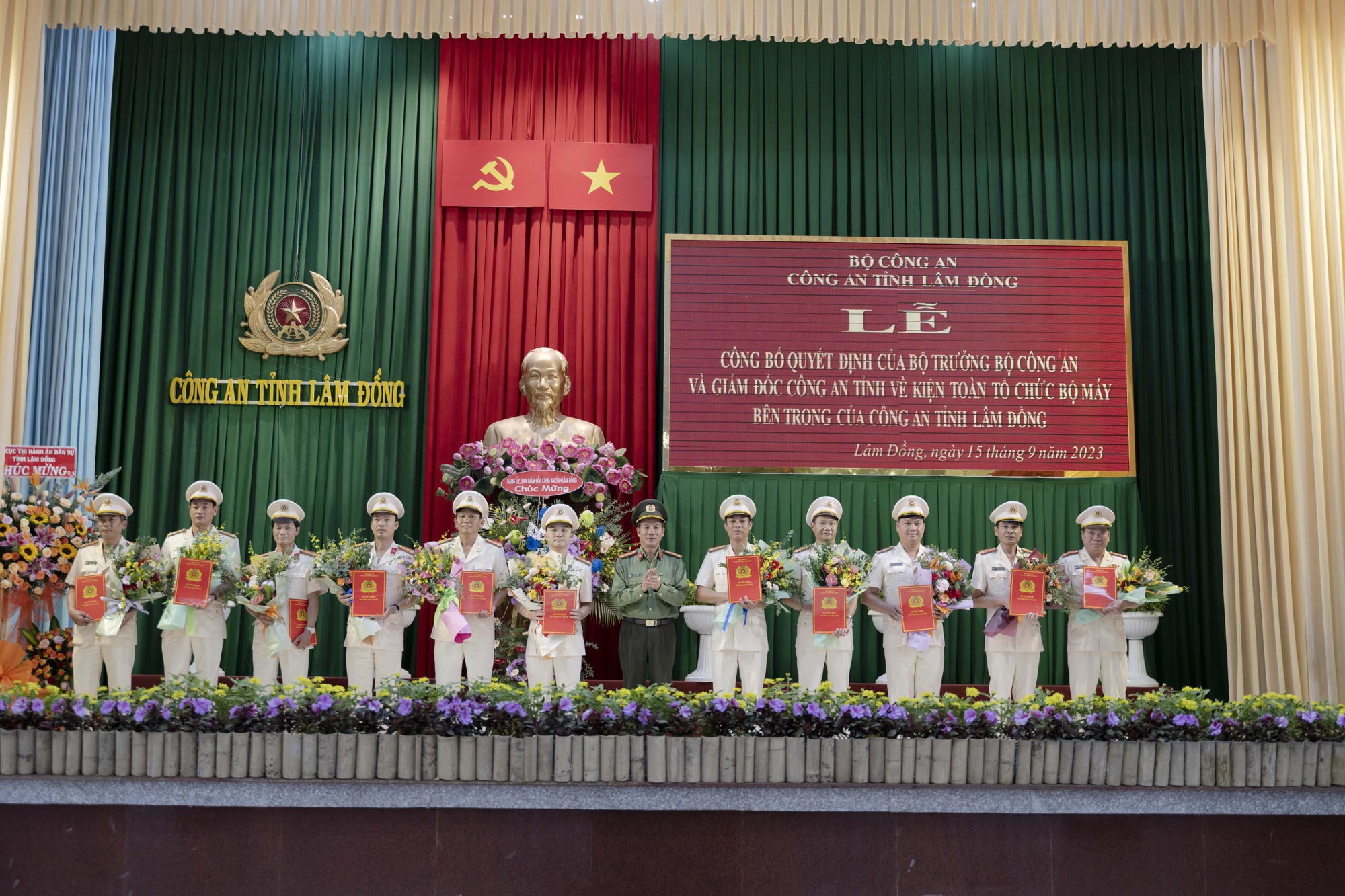 Công an tỉnh Lâm Đồng bố trí, điều động 50 lãnh đạo cấp phòng, Công an các đơn vị, địa phương - Ảnh 5.