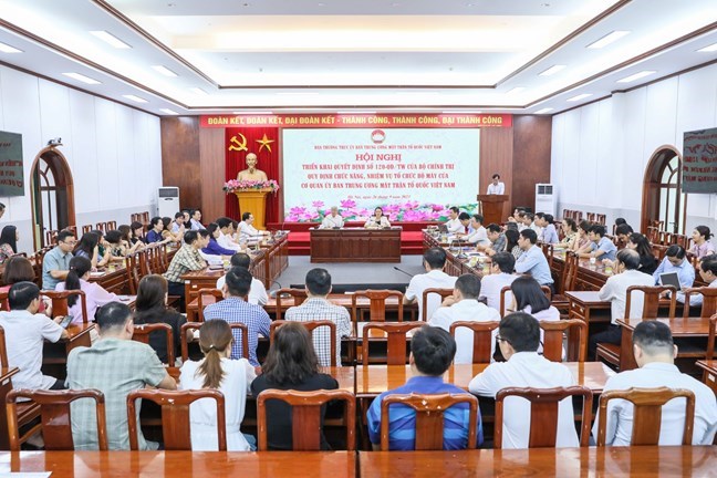 Công bố Quyết định của Bộ Chính trị về tổ chức bộ máy của Cơ quan Ủy ban Trung ương MTTQ Việt Nam - Ảnh 3.