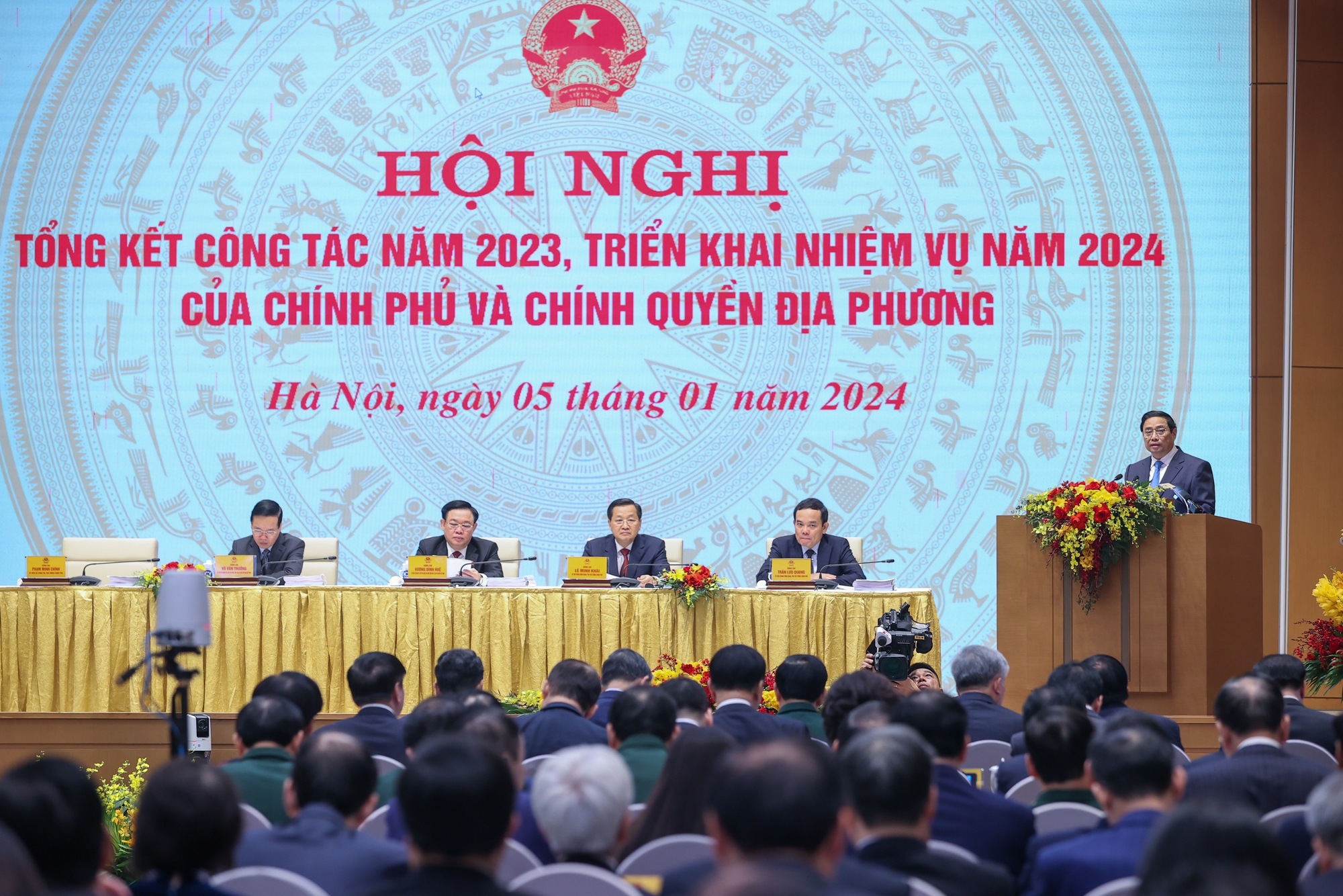 Hội nghị Chính phủ và chính quyền địa phương tổng kết công tác năm 2023, triển khai nhiệm vụ năm 2024- Ảnh 3.