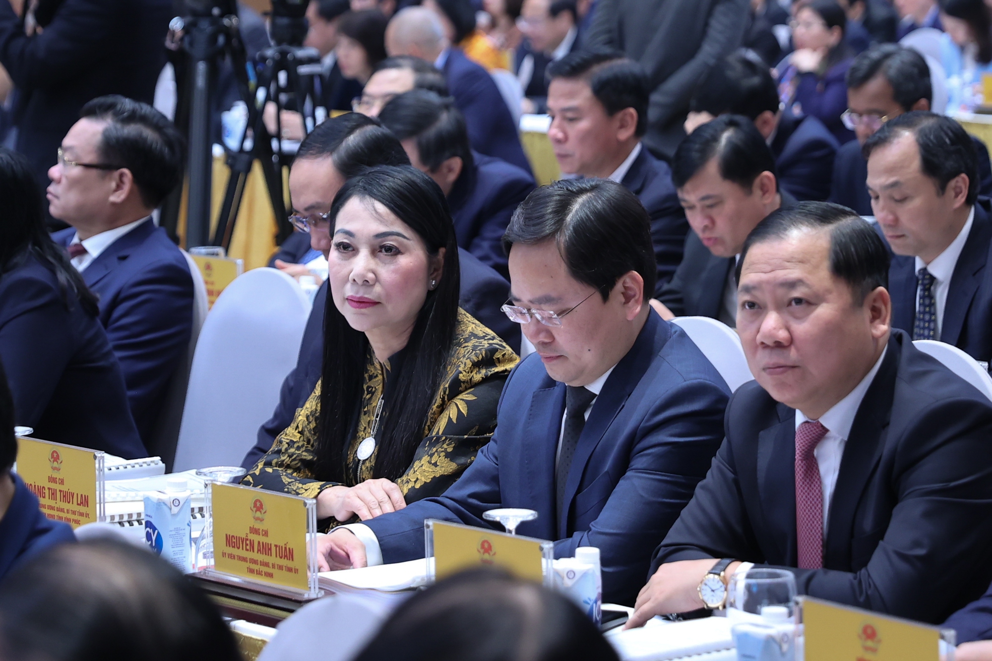 Hội nghị Chính phủ và chính quyền địa phương tổng kết công tác năm 2023, triển khai nhiệm vụ năm 2024- Ảnh 8.