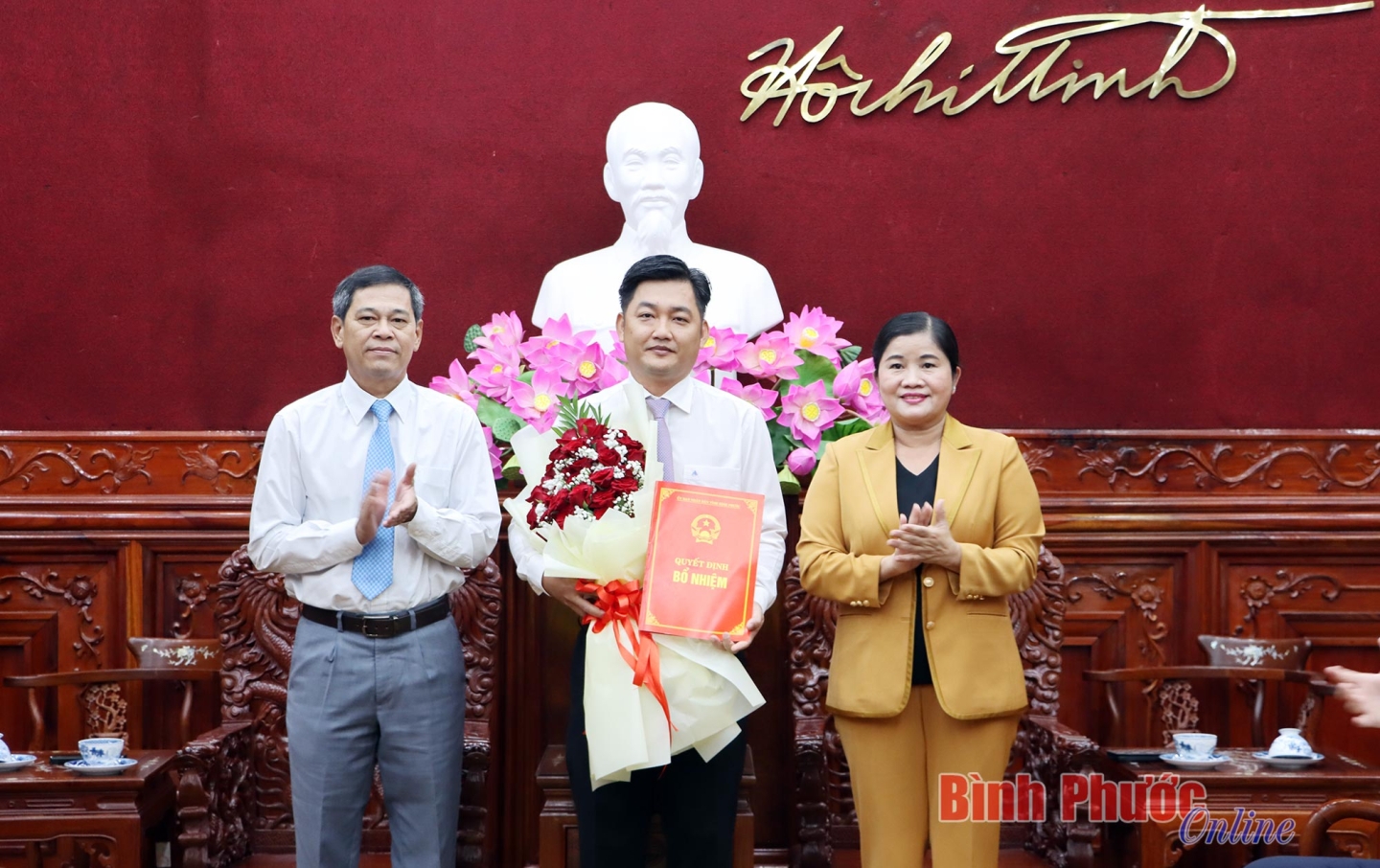 Bổ nhiệm Bí thư, Chủ tịch huyện, Phó Trưởng ban giữ chức Giám đốc, Phó Giám đốc Sở- Ảnh 1.