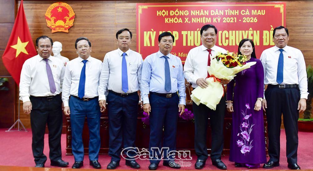 Phó Bí thư Thường trực Tỉnh ủy Cà Mau Phạm Thành Ngại được bầu giữ chức Chủ tịch UBND tỉnh- Ảnh 2.
