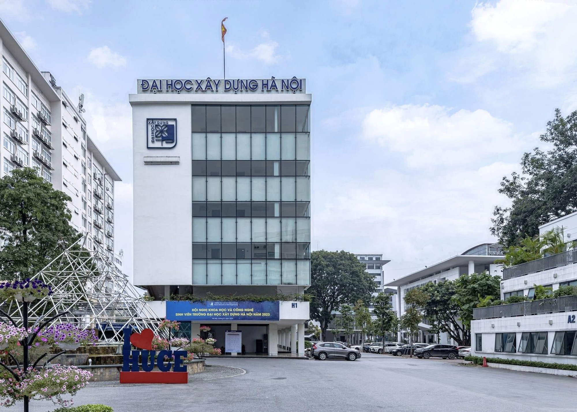 Trường Đại học Xây dựng Hà Nội tuyển sinh đại học năm 2024