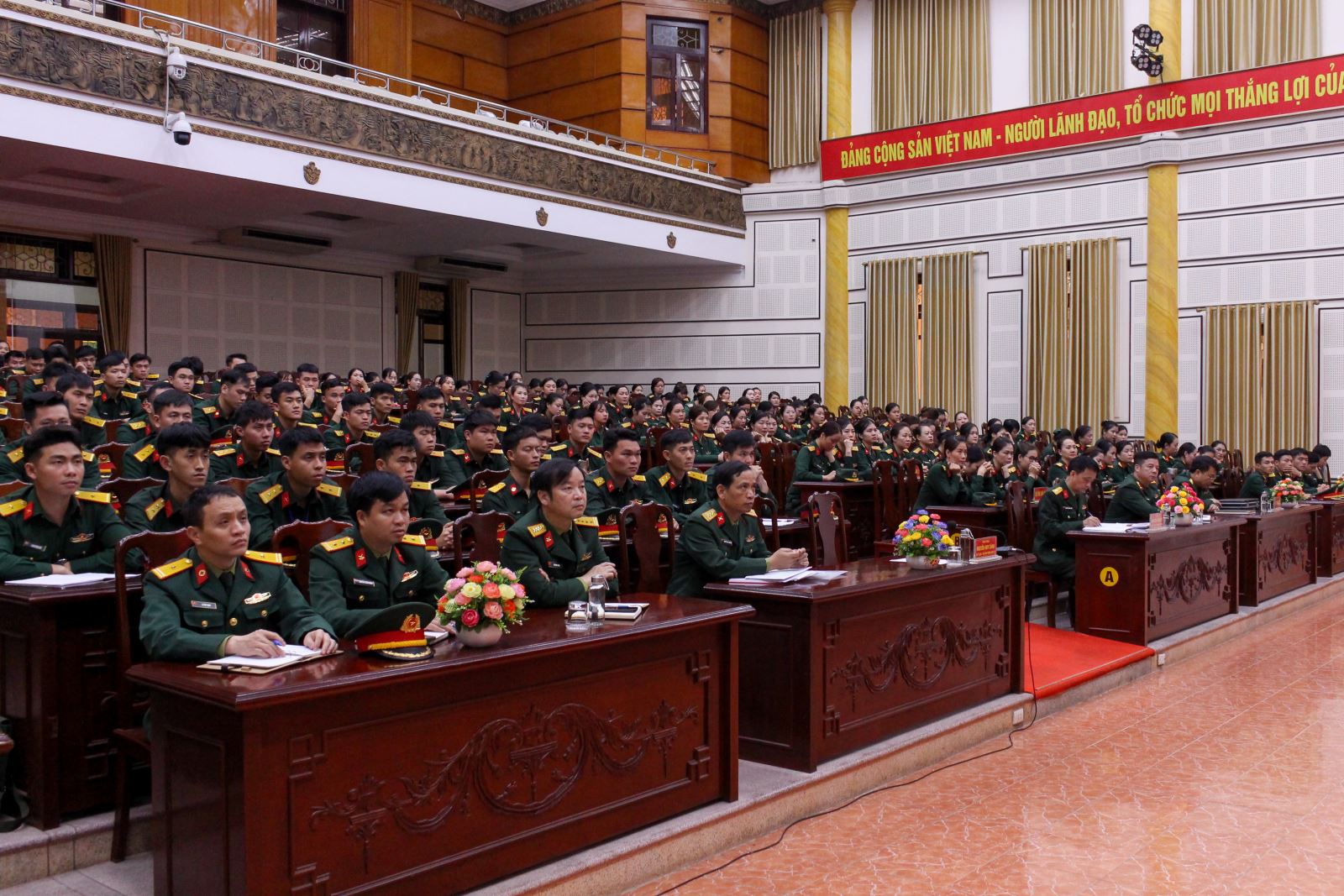 Triển khai huấn luyện diễu binh, diễu hành kỷ niệm 70 năm Chiến thắng Điện Biên Phủ- Ảnh 4.