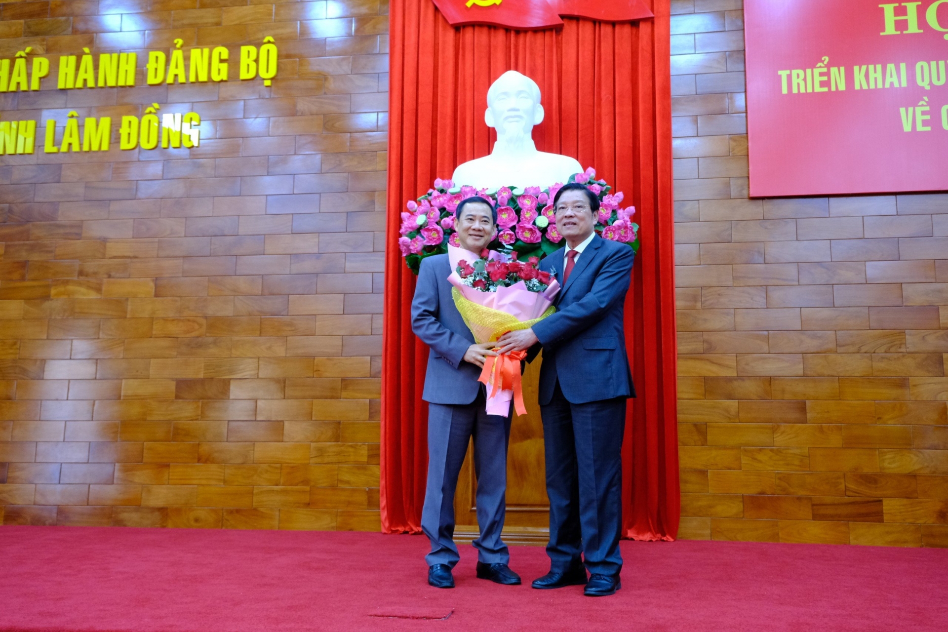 Bộ Chính trị chỉ định Quyền Bí thư Tỉnh ủy Lâm Đồng- Ảnh 6.