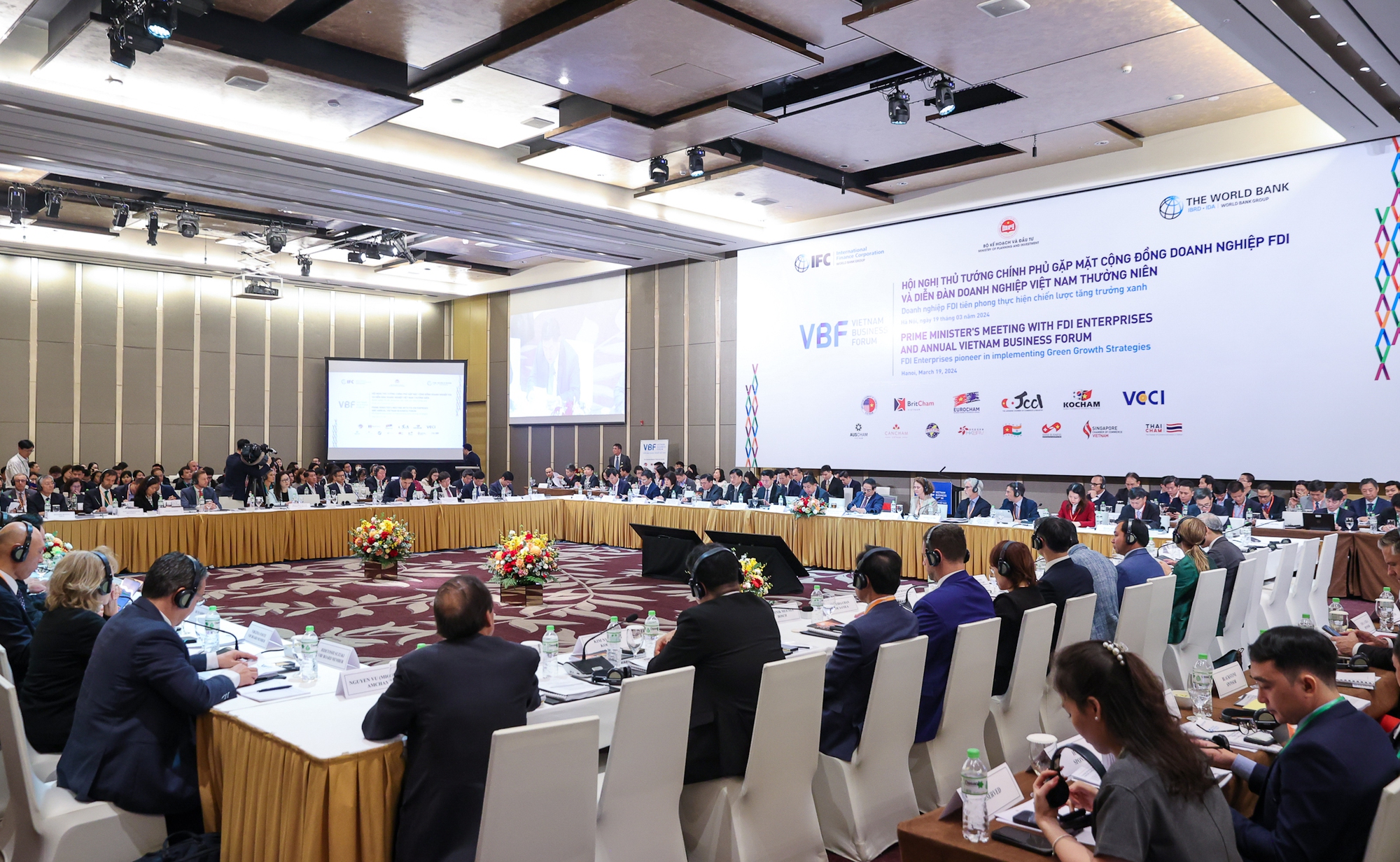 Đồng Chủ tịch VBF: Sát cánh cùng Việt Nam để cùng chăm sóc hành tinh, đạt mục tiêu tăng trưởng xanh tương lai- Ảnh 4.
