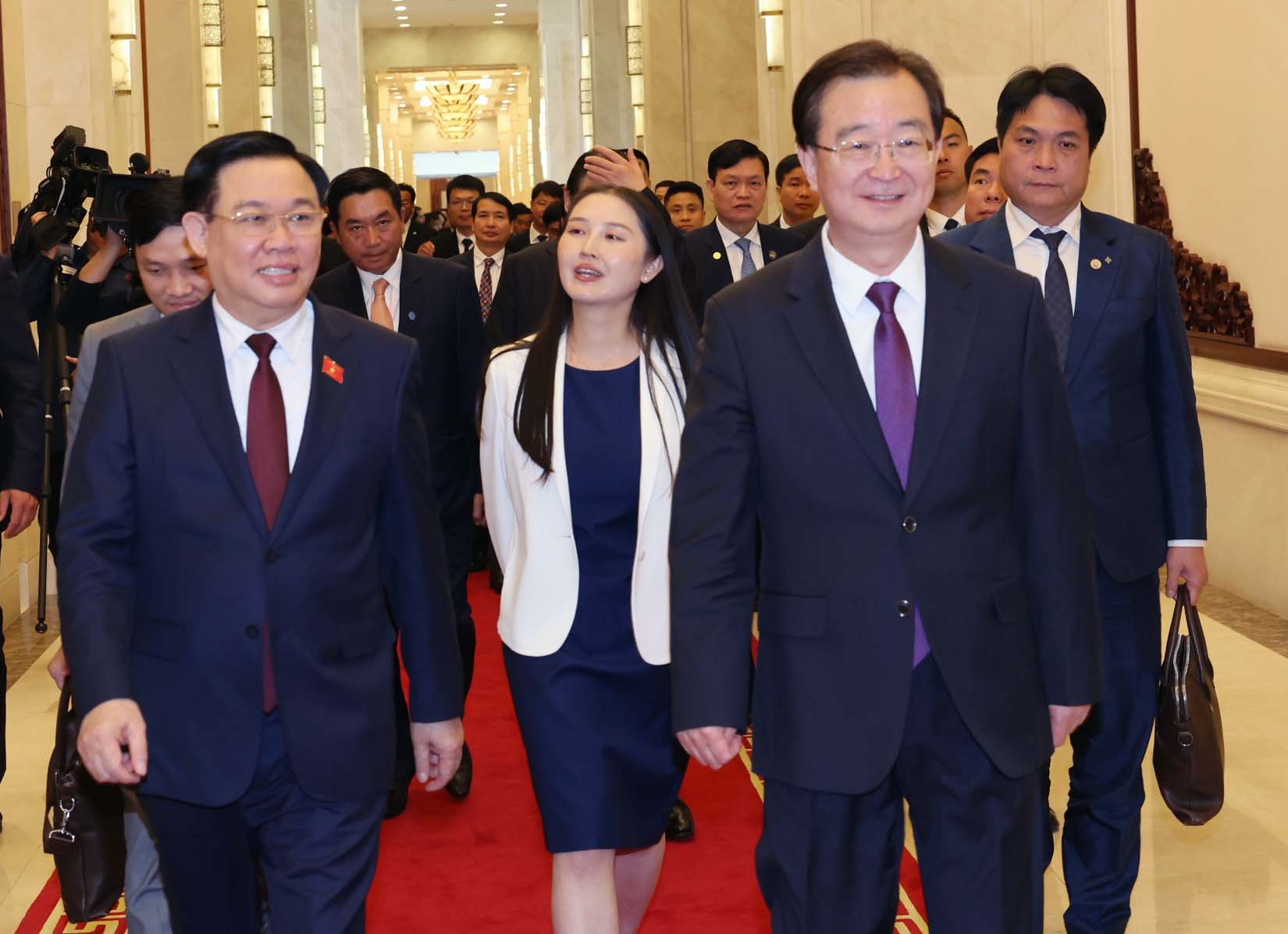 Chủ tịch Quốc hội Vương Đình Huệ kết thúc tốt đẹp chuyến thăm chính thức Trung Quốc- Ảnh 16.