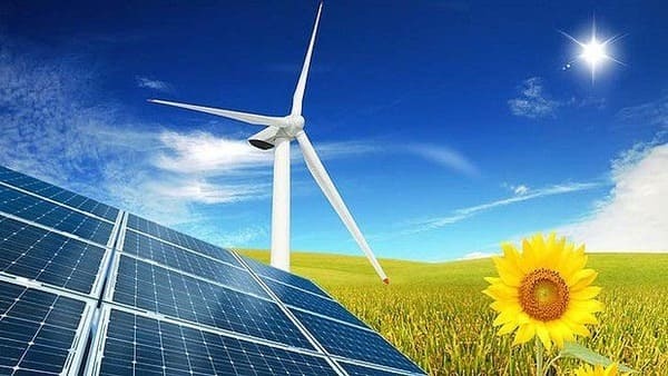 Đề xuất nhà máy điện mặt trời, điện gió được bán điện trực tiếp cho các khách hàng lớn- Ảnh 1.