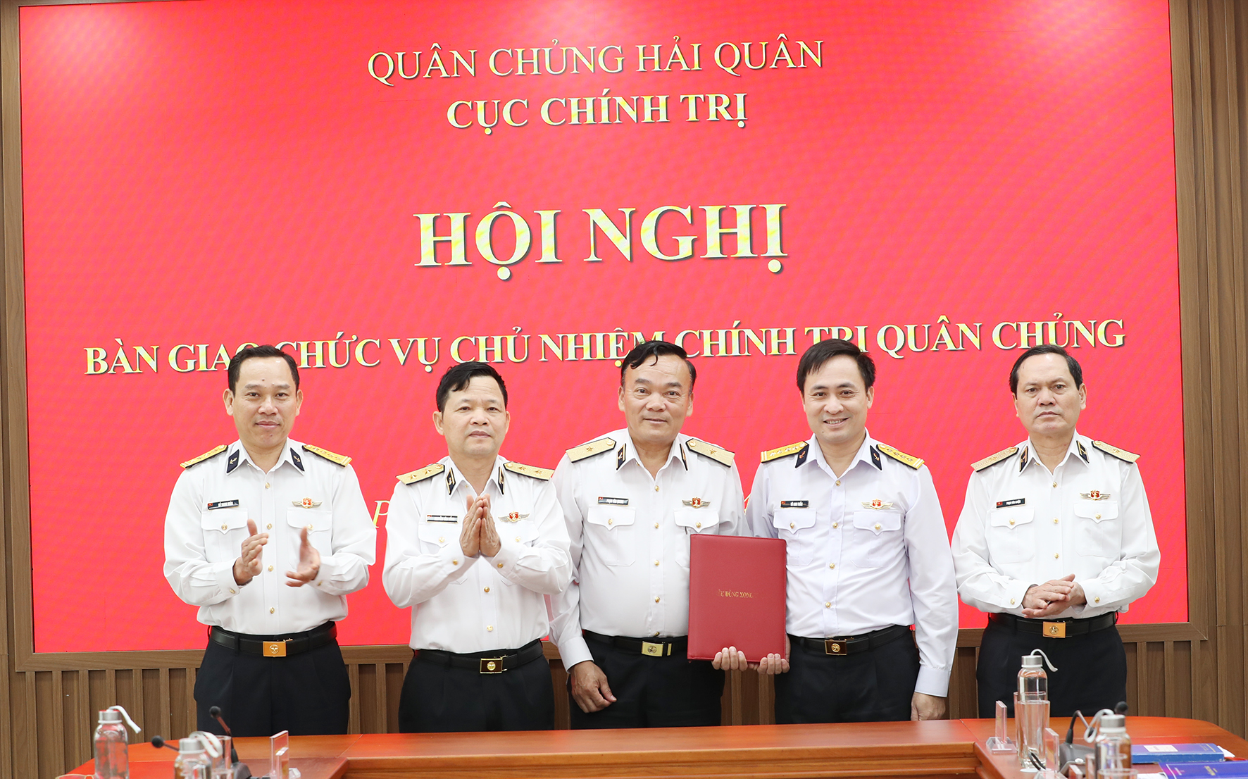 Bổ nhiệm Đại tá, Chính ủy Vùng giữ chức Chủ nhiệm Chính trị Quân chủng- Ảnh 1.