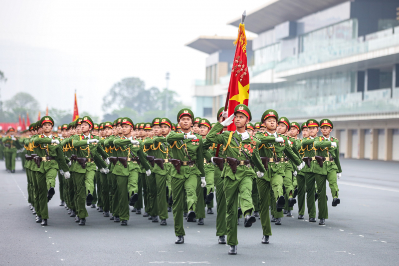 Bộ trưởng Tô Lâm: Diễu binh, diễu hành phải đều, đẹp, thống nhất, thể hiện sự uy nghiêm, dũng mãnh của lực lượng vũ trang chiến đấu- Ảnh 6.