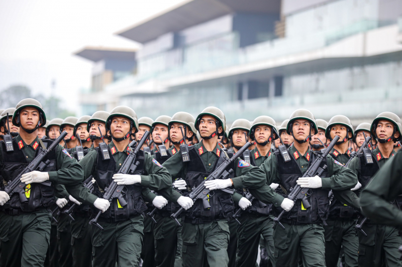 Bộ trưởng Tô Lâm: Diễu binh, diễu hành phải đều, đẹp, thống nhất, thể hiện sự uy nghiêm, dũng mãnh của lực lượng vũ trang chiến đấu- Ảnh 5.