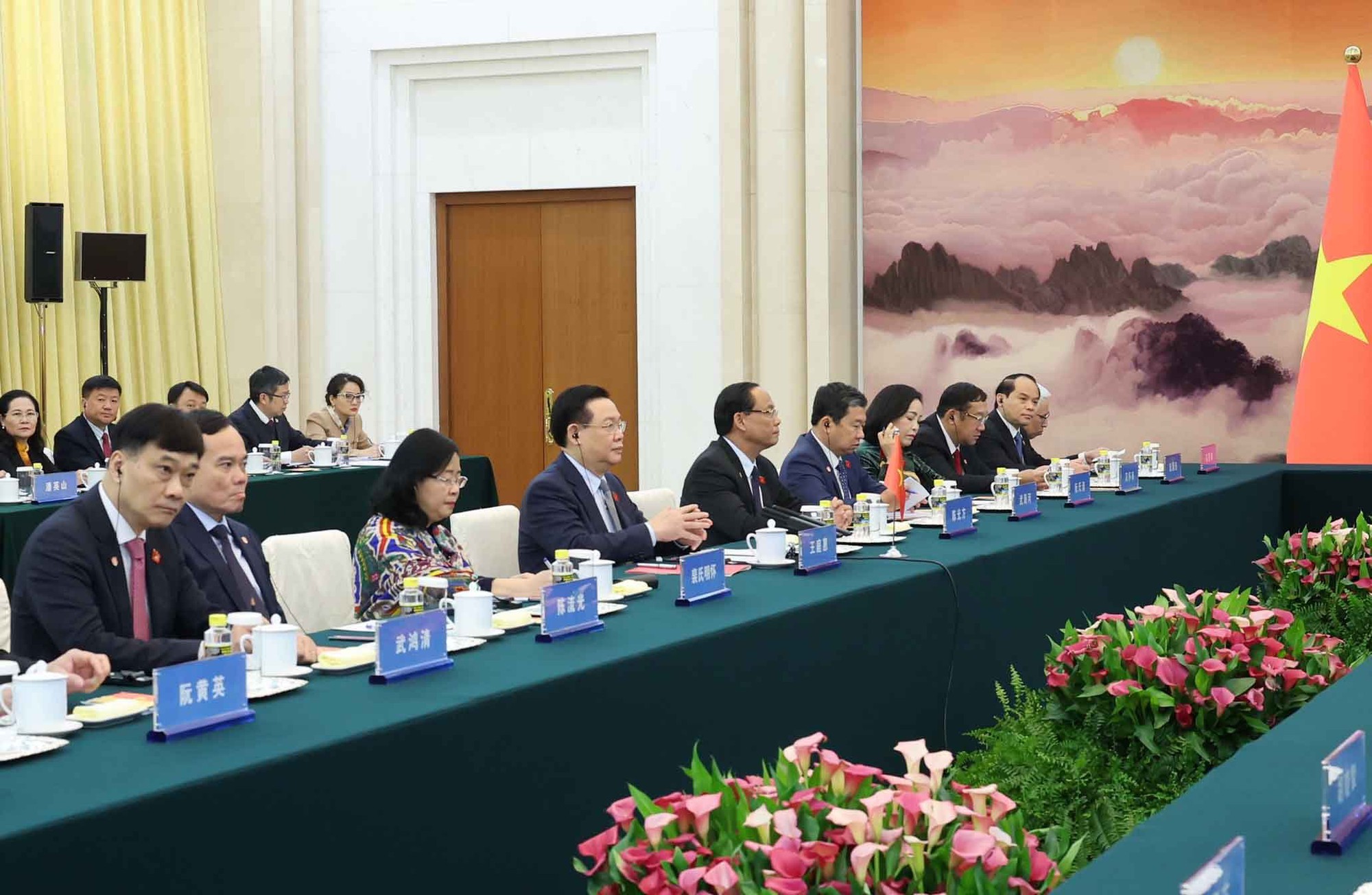 Chủ tịch Quốc hội Vương Đình Huệ kết thúc tốt đẹp chuyến thăm chính thức Trung Quốc- Ảnh 44.