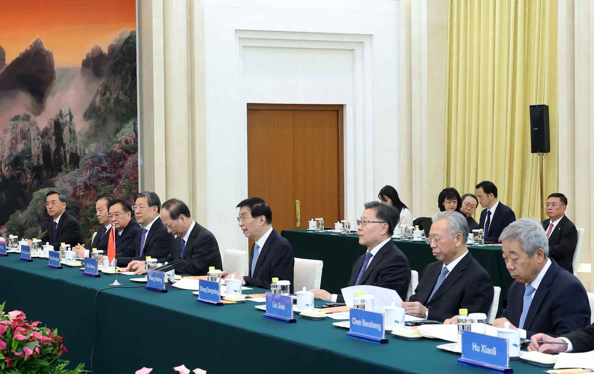 Chủ tịch Quốc hội Vương Đình Huệ kết thúc tốt đẹp chuyến thăm chính thức Trung Quốc- Ảnh 45.