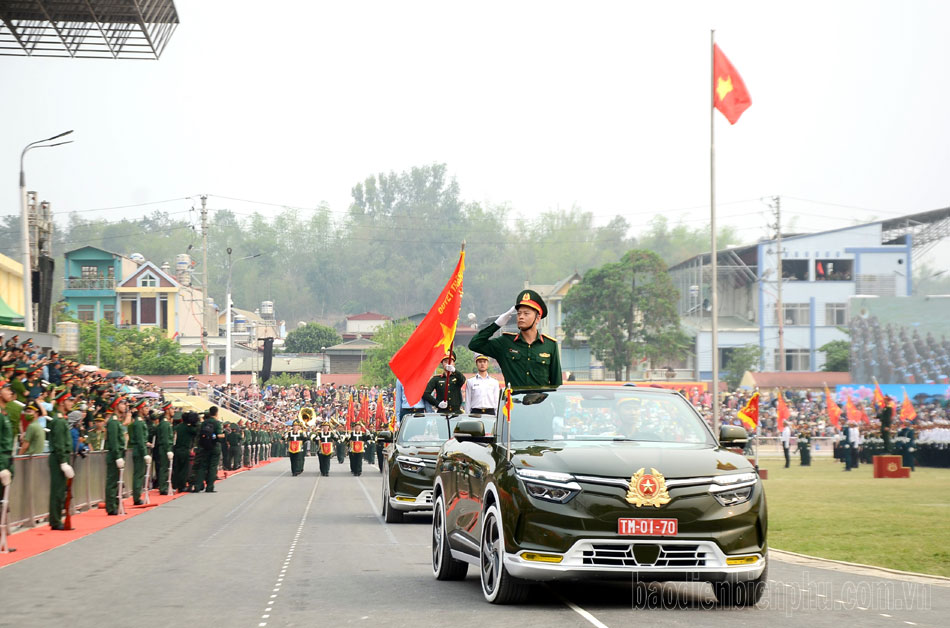 Hợp luyện các lực lượng diễu binh, diễu hành để sơ duyệt cấp Nhà nước vào ngày mai (3/5)- Ảnh 7.