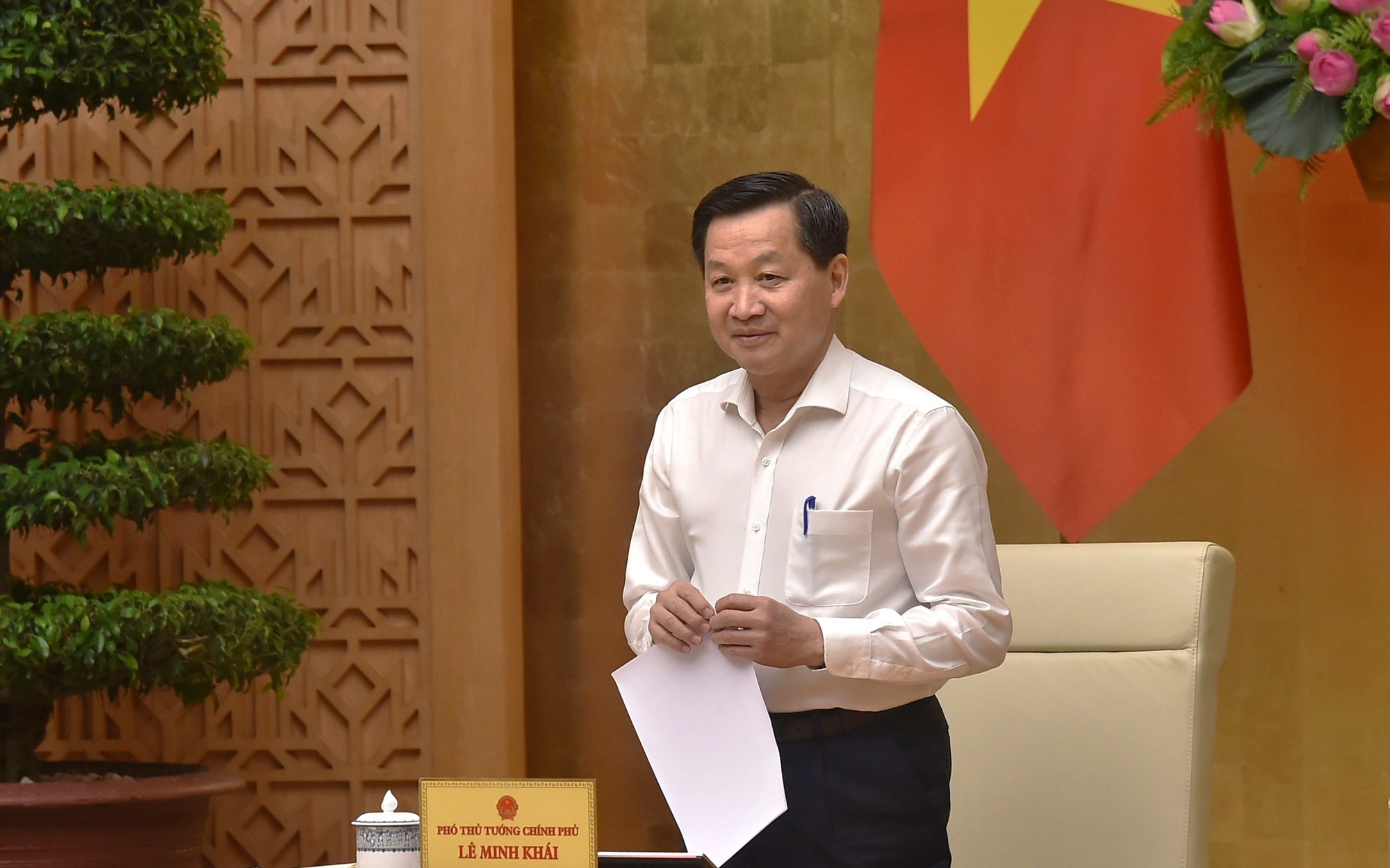 Phó Thủ tướng Lê Minh Khái: Chuẩn bị sẵn sàng các phương án, lộ trình điều chỉnh giá