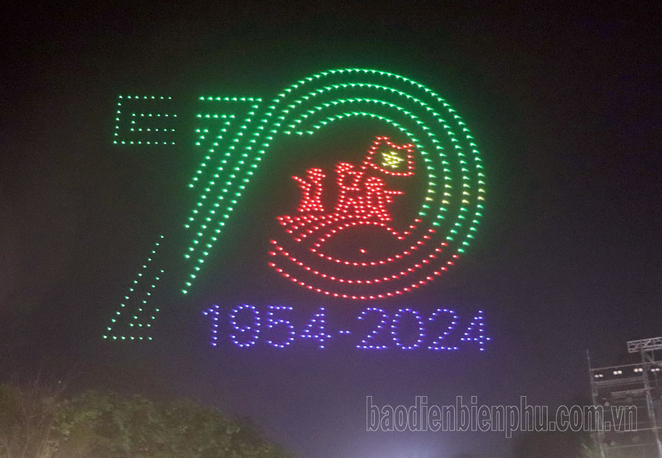 5 điểm cầu truyền hình “Dưới lá cờ Quyết thắng” kỷ niệm 70 năm Chiến thắng Điện Biên Phủ- Ảnh 5.