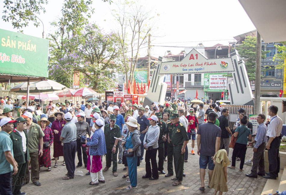 TOÀN CẢNH DIỄU BINH, DIỄU HÀNH KỶ NIỆM 70 NĂM CHIẾN THẮNG ĐIỆN BIÊN PHỦ 7/5/2024- Ảnh 136.