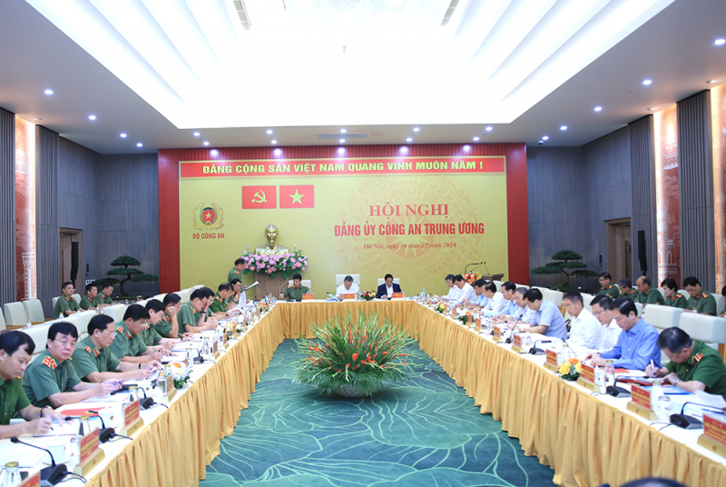 Bộ Chính trị phân công Chủ tịch nước Tô Lâm tiếp tục tham gia Ban Thường vụ Đảng ủy Công an Trung ương- Ảnh 5.