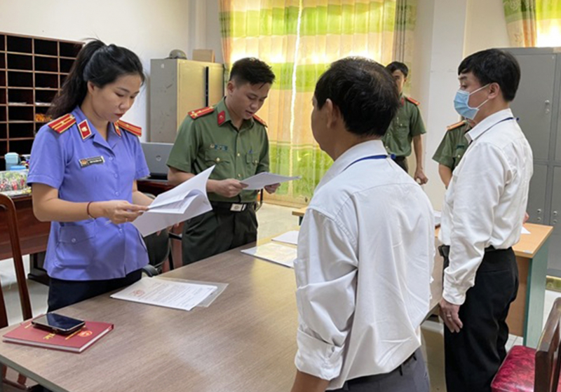 Thông tin mới vụ khởi tố cựu Giám đốc Sở, Chi cục phó; Giám đốc Đăng kiểm...- Ảnh 3.