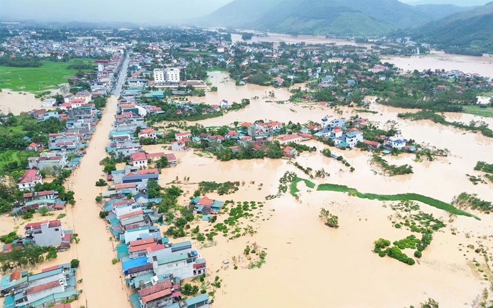 Khẩn trương cung cấp lương thực, thực phẩm, nhu yếu phẩm cho người dân bị ảnh hưởng bởi cơn bão số 3