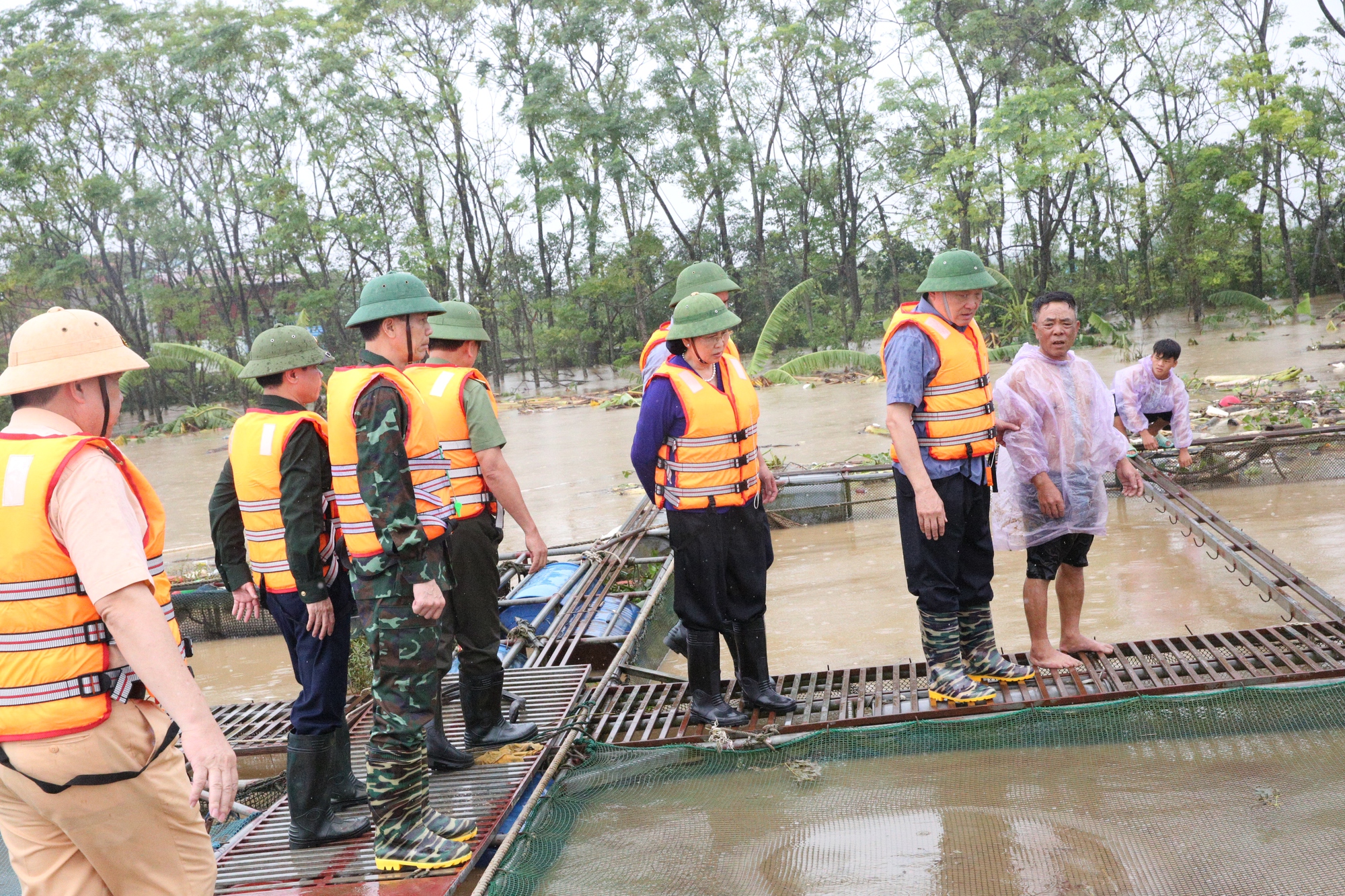 MƯA LŨ DO ẢNH HƯỞNG BÃO SỐ 3 VÀ CÁC CHỈ ĐẠO ỨNG PHÓ- Ảnh 47.