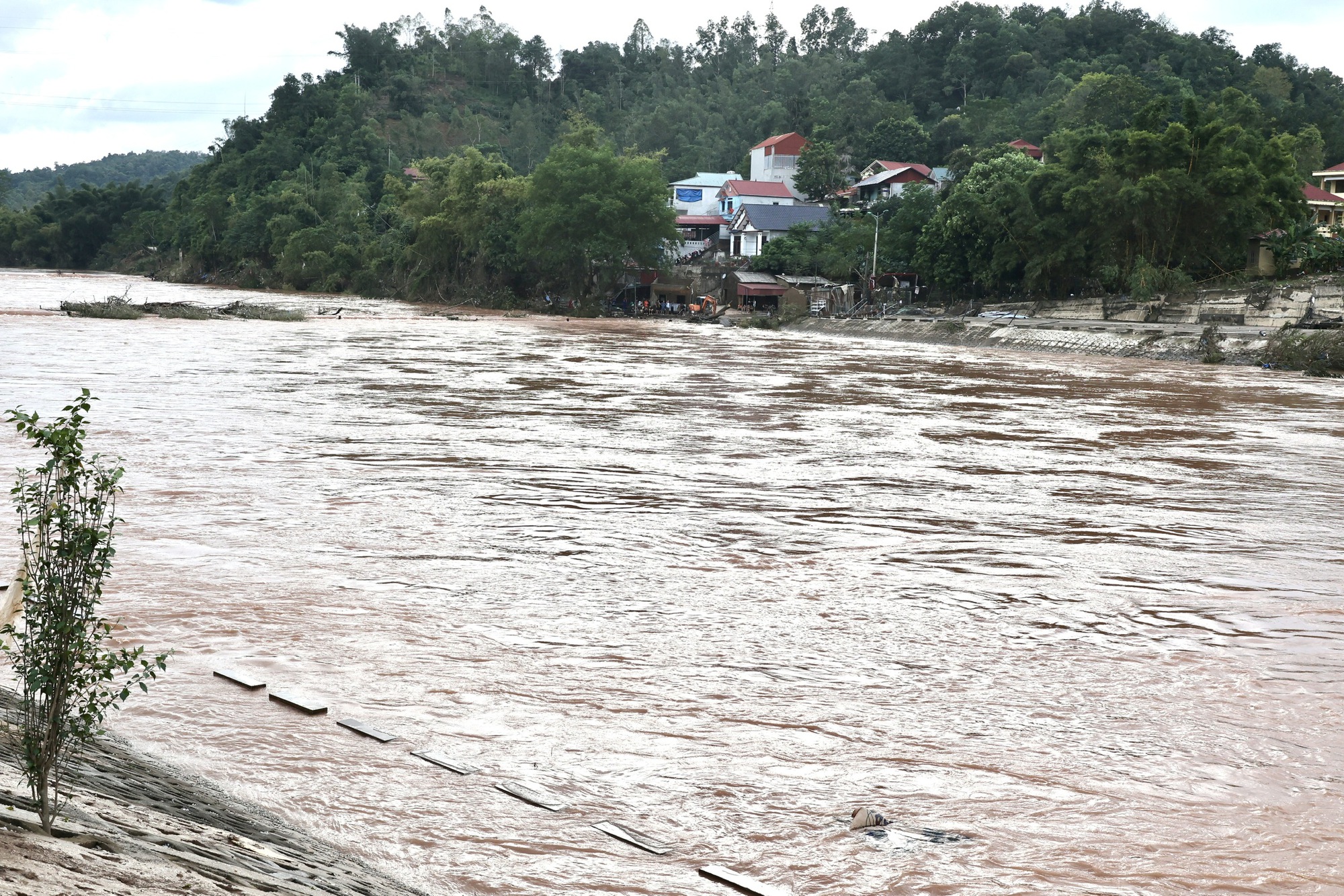 MƯA LŨ DO ẢNH HƯỞNG BÃO SỐ 3 VÀ CÁC CHỈ ĐẠO ỨNG PHÓ- Ảnh 55.