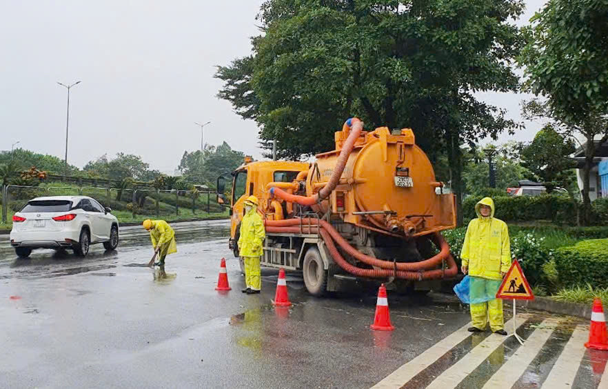 Tập trung bảo vệ địa bàn xung yếu; không để xảy ra tình trạng bão giá...- Ảnh 2.