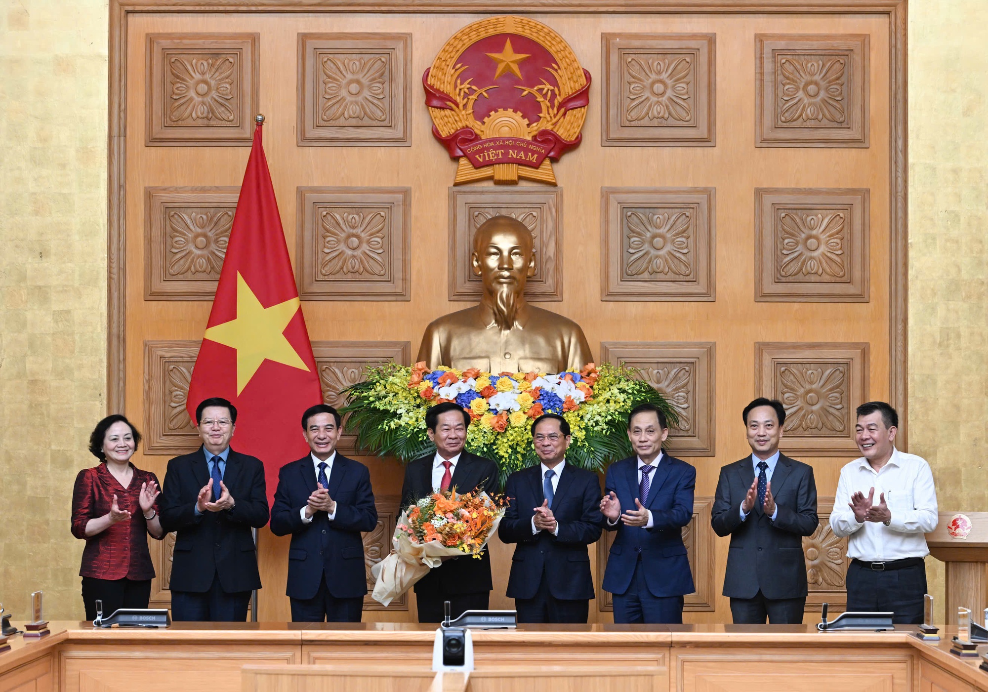 Trao quyết định bổ nhiệm ông Đỗ Thanh Bình giữ chức Thứ trưởng Thường trực Bộ Nội vụ- Ảnh 1. Trao quyết định bổ nhiệm ông Đỗ Thanh Bình giữ chức Thứ trưởng Thường trực Bộ Nội vụ- Ảnh 1.